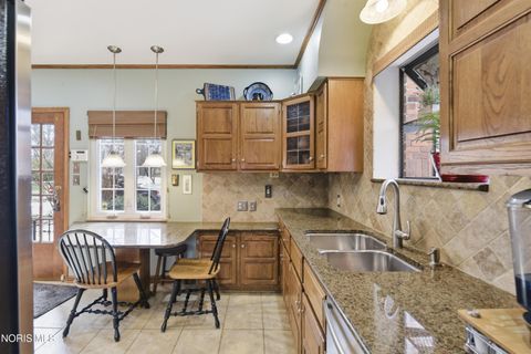 Tiny photo for 3234 Island Avenue, Toledo, OH 43614 (MLS # 10005682)