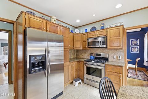 Tiny photo for 3234 Island Avenue, Toledo, OH 43614 (MLS # 10005682)