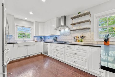 Tiny photo for 1968 S Holland Sylvania Road, Maumee, OH 43537 (MLS # 10007808)
