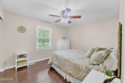 Tiny photo for 1968 S Holland Sylvania Road, Maumee, OH 43537 (MLS # 10007808)
