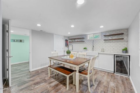 Tiny photo for 1968 S Holland Sylvania Road, Maumee, OH 43537 (MLS # 10007808)