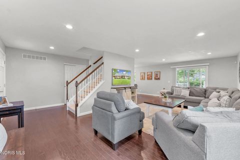 Tiny photo for 1968 S Holland Sylvania Road, Maumee, OH 43537 (MLS # 10007808)
