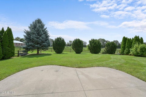 Tiny photo for 14733 Lake Meadows Drive, Perrysburg, OH 43551 (MLS # 10014727)
