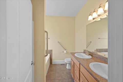 Tiny photo for 14733 Lake Meadows Drive, Perrysburg, OH 43551 (MLS # 10014727)
