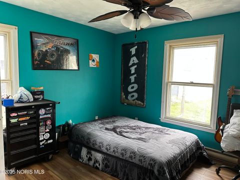 Tiny photo for 1218 Schultz Street, Defiance, OH 43512 (MLS # 10002598)