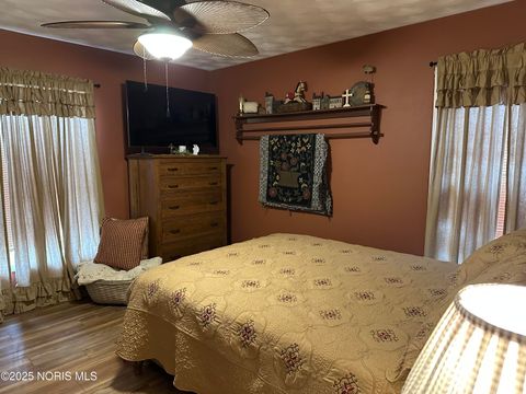 Tiny photo for 1218 Schultz Street, Defiance, OH 43512 (MLS # 10002598)