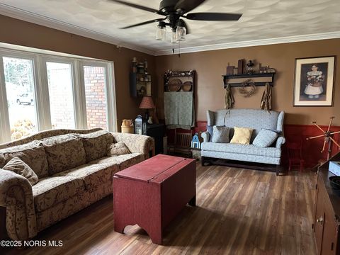 Tiny photo for 1218 Schultz Street, Defiance, OH 43512 (MLS # 10002598)