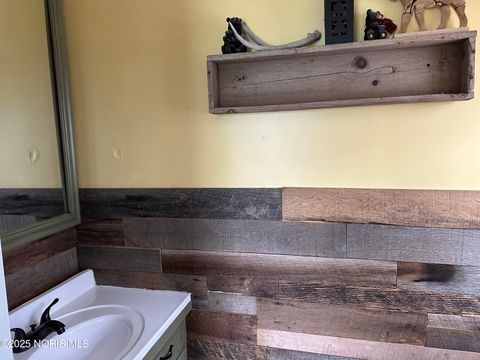 Tiny photo for 1218 Schultz Street, Defiance, OH 43512 (MLS # 10002598)