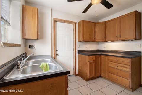 Tiny photo for 1929 Marlow Road, Toledo, OH 43613 (MLS # 10001623)