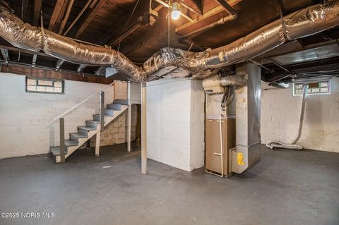 Tiny photo for 1929 Marlow Road, Toledo, OH 43613 (MLS # 10001623)