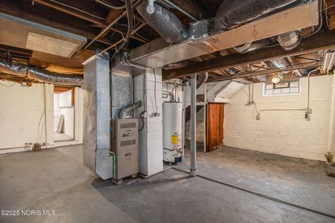 Tiny photo for 1929 Marlow Road, Toledo, OH 43613 (MLS # 10001623)