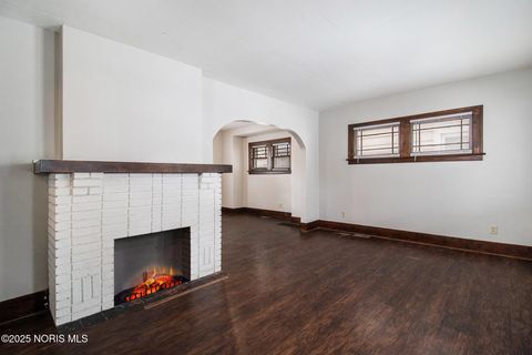 Tiny photo for 1929 Marlow Road, Toledo, OH 43613 (MLS # 10001623)