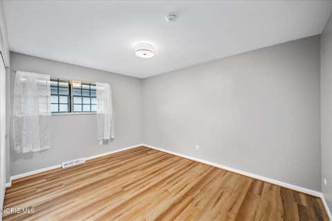Tiny photo for 22 Knollwood Drive, Perrysburg, OH 43551 (MLS # 10009215)