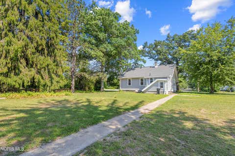 Tiny photo for 6237 Dorr Street, Toledo, OH 43615 (MLS # 10010335)
