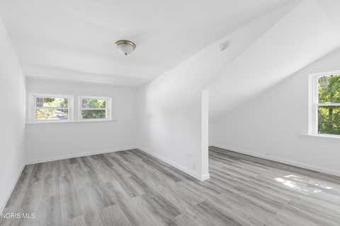 Tiny photo for 6237 Dorr Street, Toledo, OH 43615 (MLS # 10010335)