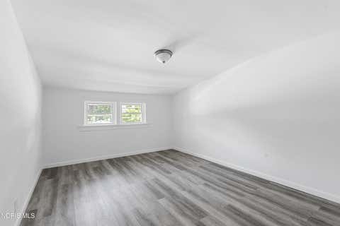 Tiny photo for 6237 Dorr Street, Toledo, OH 43615 (MLS # 10010335)