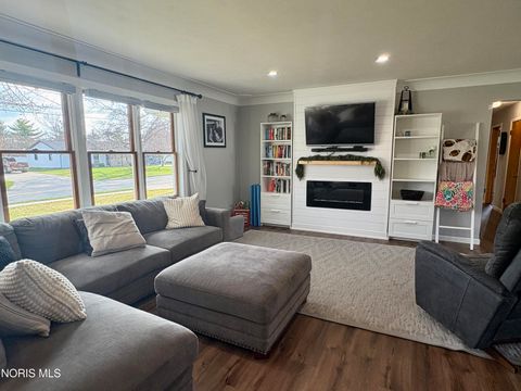 Tiny photo for 202 Short-buehrer Road, Archbold, OH 43502 (MLS # 10004982)