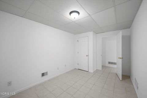 Tiny photo for 7439 Lock Mill Court, Maumee, OH 43537 (MLS # 10005578)