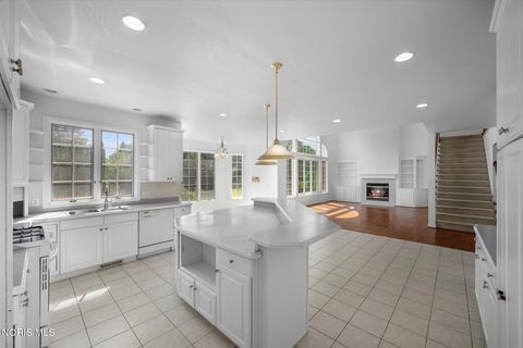 Tiny photo for 7439 Lock Mill Court, Maumee, OH 43537 (MLS # 10005578)