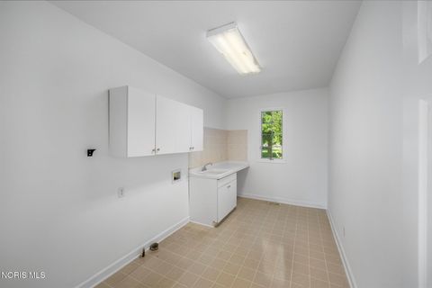 Tiny photo for 7439 Lock Mill Court, Maumee, OH 43537 (MLS # 10005578)