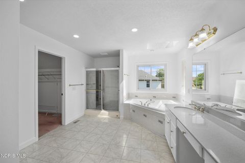 Tiny photo for 7439 Lock Mill Court, Maumee, OH 43537 (MLS # 10005578)