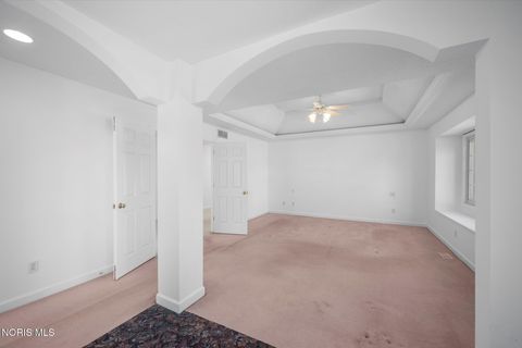 Tiny photo for 7439 Lock Mill Court, Maumee, OH 43537 (MLS # 10005578)