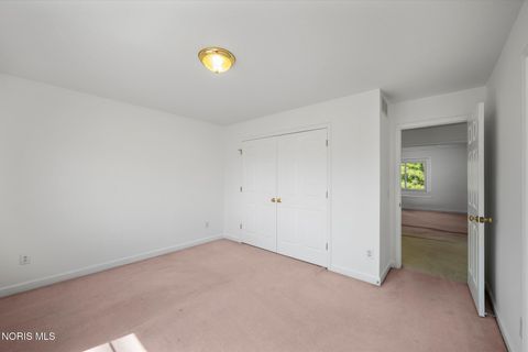 Tiny photo for 7439 Lock Mill Court, Maumee, OH 43537 (MLS # 10005578)