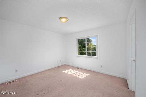 Tiny photo for 7439 Lock Mill Court, Maumee, OH 43537 (MLS # 10005578)