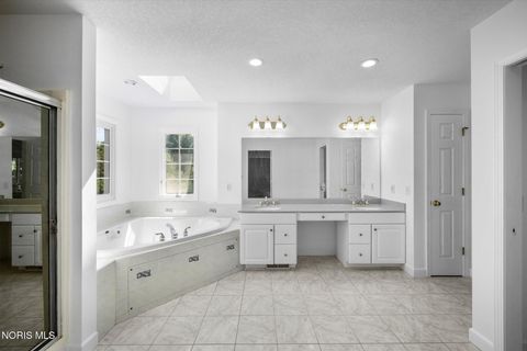 Tiny photo for 7439 Lock Mill Court, Maumee, OH 43537 (MLS # 10005578)