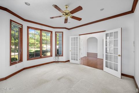 Tiny photo for 7439 Lock Mill Court, Maumee, OH 43537 (MLS # 10005578)