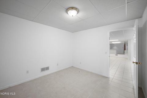 Tiny photo for 7439 Lock Mill Court, Maumee, OH 43537 (MLS # 10005578)