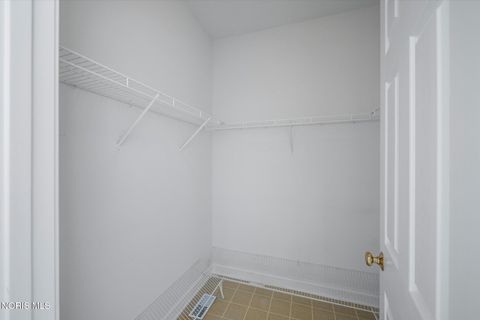 Tiny photo for 7439 Lock Mill Court, Maumee, OH 43537 (MLS # 10005578)