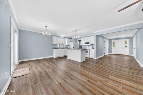 Tiny photo for 7392 Anchorage Drive, Maumee, OH 43537 (MLS # 10008329)