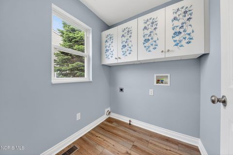 Tiny photo for 7392 Anchorage Drive, Maumee, OH 43537 (MLS # 10008329)