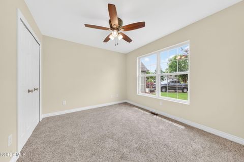 Tiny photo for 7392 Anchorage Drive, Maumee, OH 43537 (MLS # 10008329)