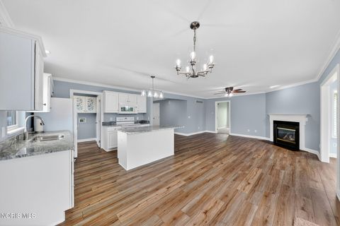 Tiny photo for 7392 Anchorage Drive, Maumee, OH 43537 (MLS # 10008329)