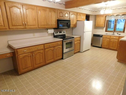 Tiny photo for 202 Cherry Street, McComb, OH 45858 (MLS # 10014861)