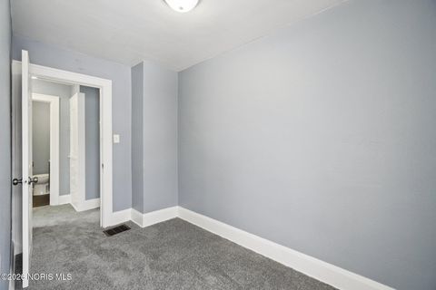 Tiny photo for 1821 Talbot Street, Toledo, OH 43613 (MLS # 10003376)