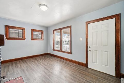 Tiny photo for 1821 Talbot Street, Toledo, OH 43613 (MLS # 10003376)