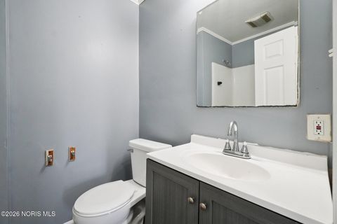 Tiny photo for 1821 Talbot Street, Toledo, OH 43613 (MLS # 10003376)