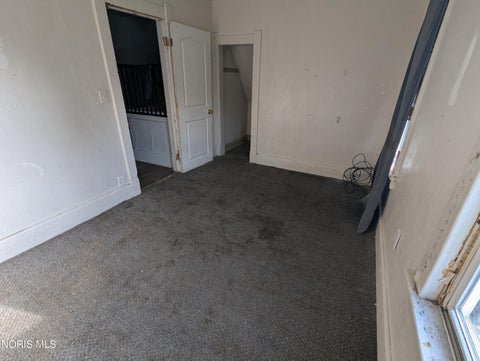 Tiny photo for 21 Banks Street, Toledo, OH 43609 (MLS # 10013756)
