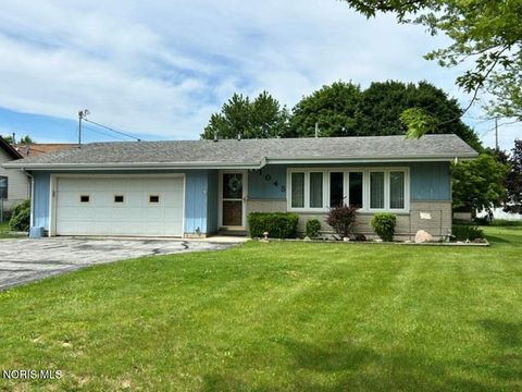 Photo of 1045 Bellaire Street, Bryan, OH 43506 (MLS # 10008310)