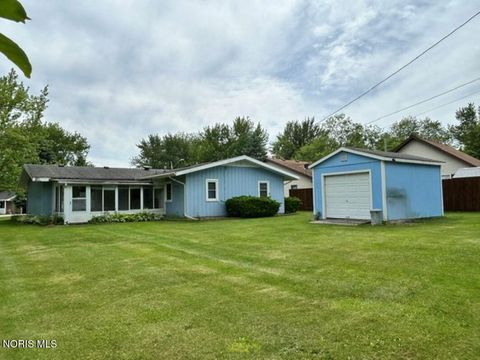 Tiny photo for 1045 Bellaire Street, Bryan, OH 43506 (MLS # 10008310)
