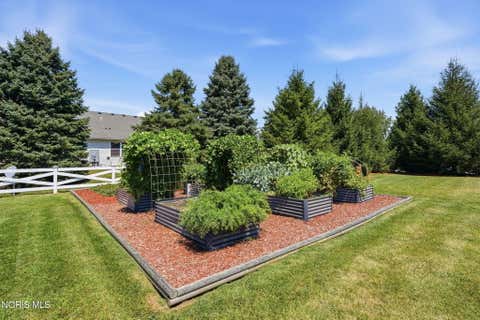 Tiny photo for 6950 Queensmark Lane, Whitehouse, OH 43571 (MLS # 10011545)