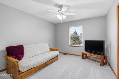 Tiny photo for 6950 Queensmark Lane, Whitehouse, OH 43571 (MLS # 10011545)