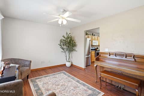 Tiny photo for 6950 Queensmark Lane, Whitehouse, OH 43571 (MLS # 10011545)