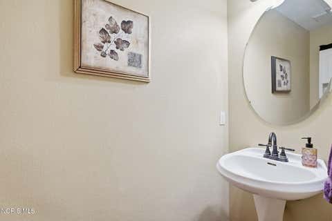 Tiny photo for 6950 Queensmark Lane, Whitehouse, OH 43571 (MLS # 10011545)