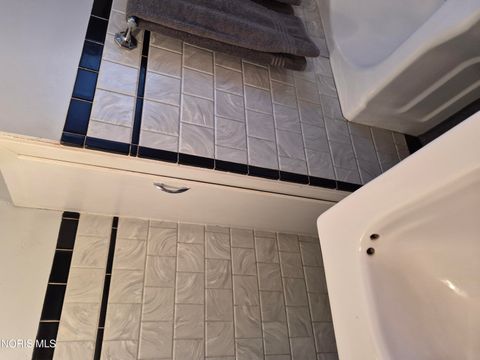 Tiny photo for 317 Burger Street, Toledo, OH 43605 (MLS # 10004965)