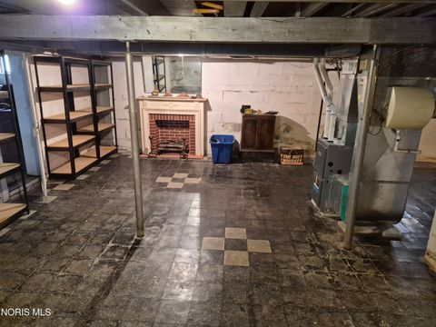 Tiny photo for 317 Burger Street, Toledo, OH 43605 (MLS # 10004965)