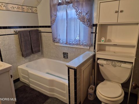 Tiny photo for 317 Burger Street, Toledo, OH 43605 (MLS # 10004965)